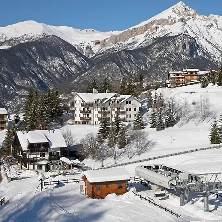 Hotel La Fontaine 2*